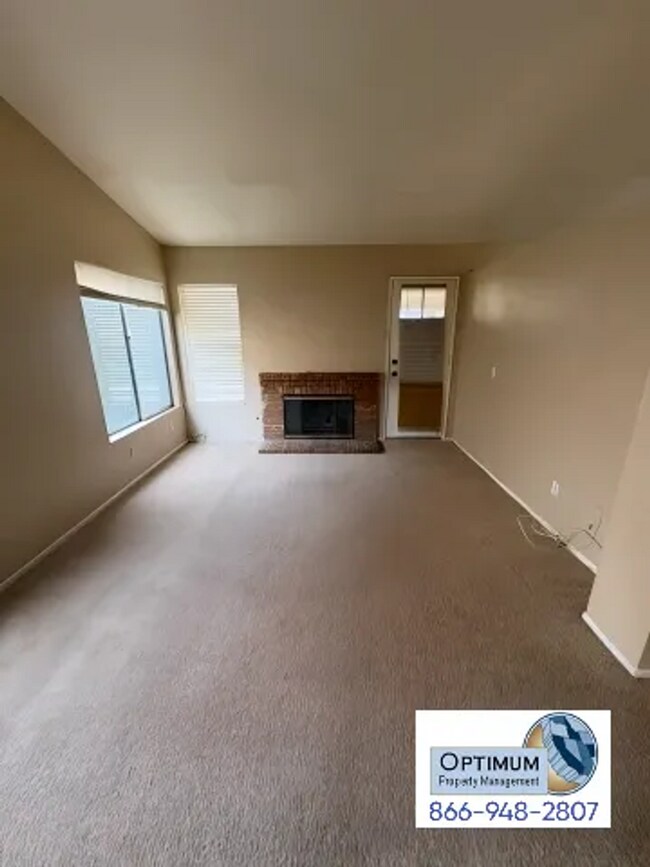 Building Photo - Charming 3 Bedroom, 2 Bathroom Single-Family Home in Adelanto