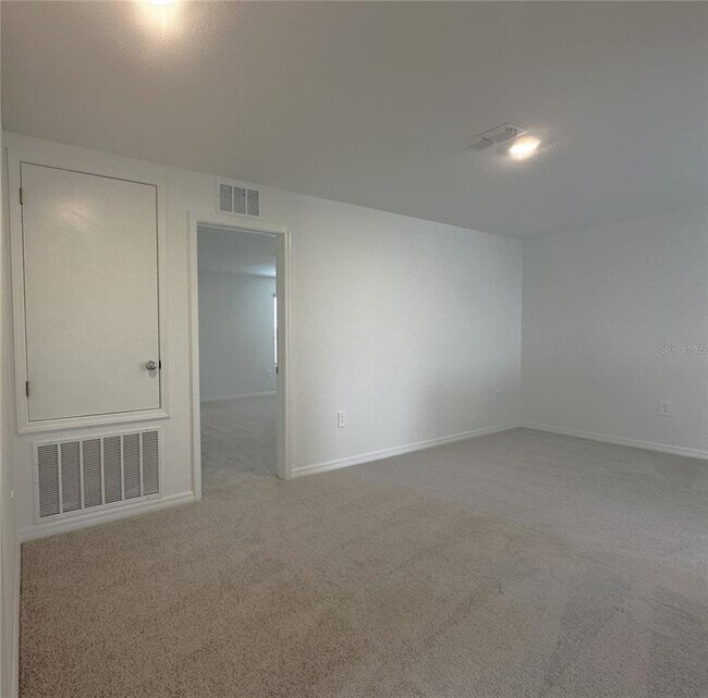 Building Photo - 11819 Cloverly Ln