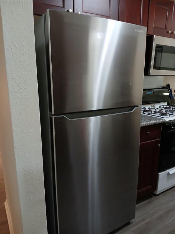 Building Photo - 12905 Pegasus St