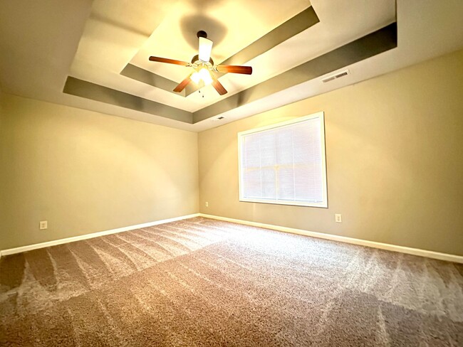 Building Photo - 1192 Meachem Dr