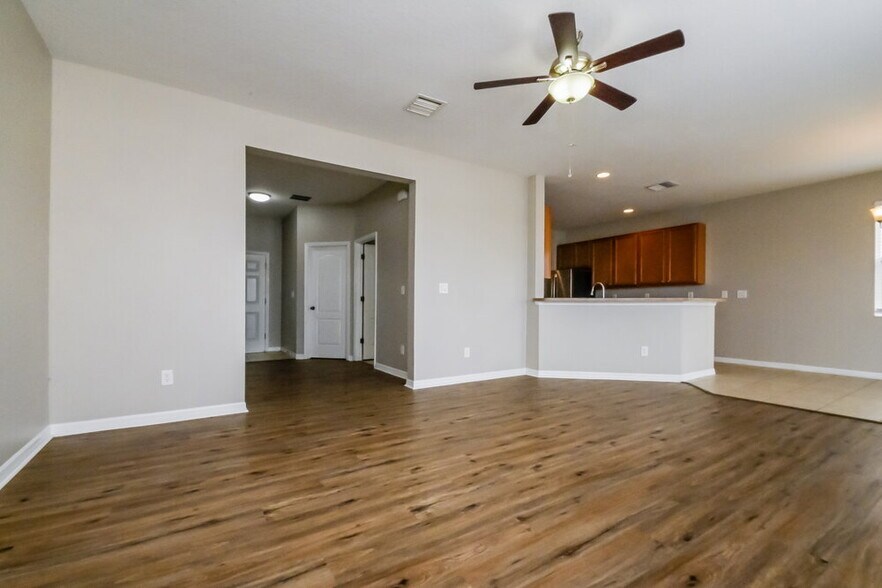 Building Photo - 2360 Richwood Pike Dr