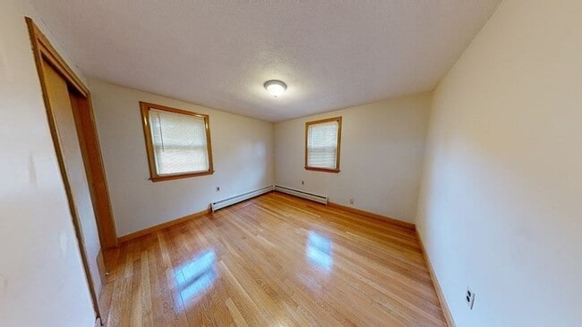 Building Photo - 62 Osceola St