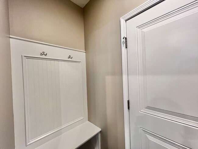 Building Photo - **OFFERING WAIVED APPLICATION FEES & $150 MOVE IN PROMOTION** Newly Remodeled 3BD, 2.5BA Raleigh ...