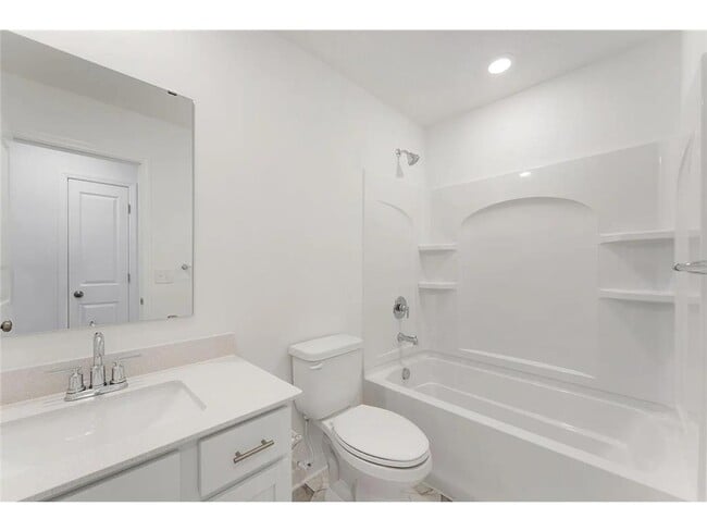 Building Photo - 2339 Jandell Ave NE