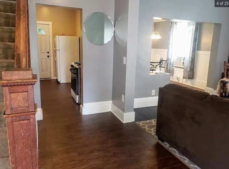 Building Photo - 231 N Elm St