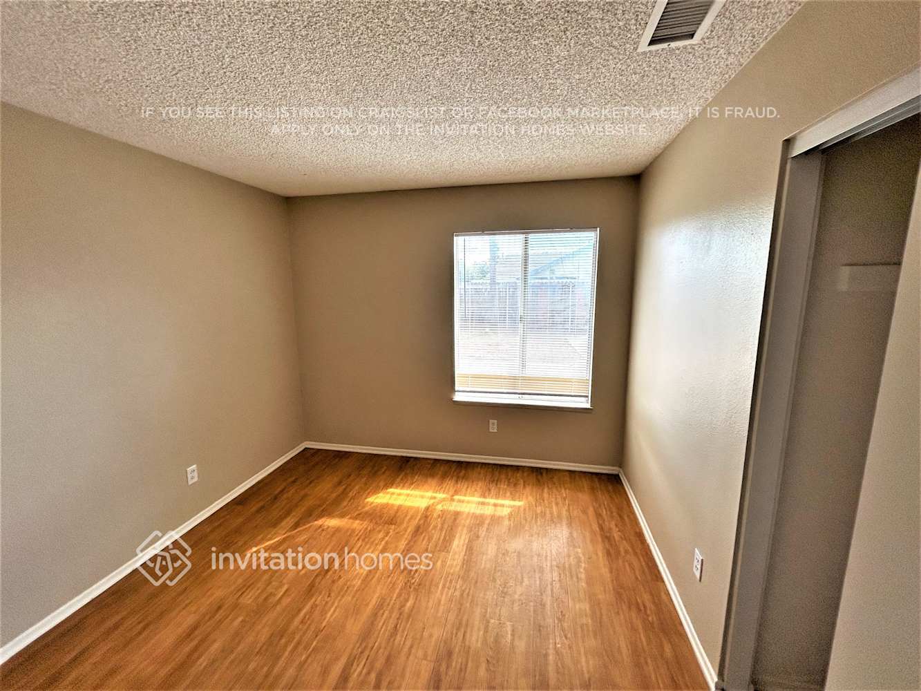 Building Photo - 12388 Via De Palmas Dr
