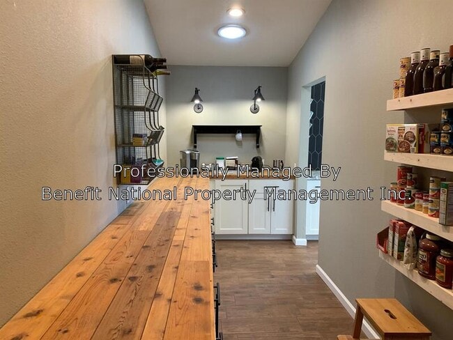 Building Photo - 32330 Shrimp Ln