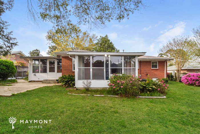 Building Photo - 109 Woodley Ave