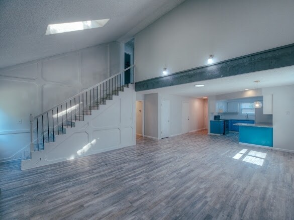 Building Photo - 6712 E 79th St