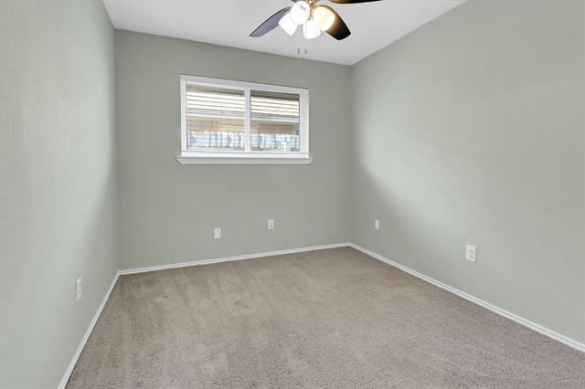 Building Photo - 2039 Avignon Dr
