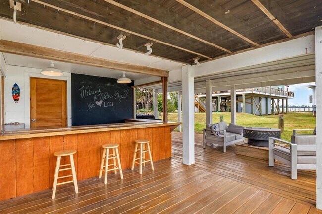 Building Photo - 9750 LITTLE GASPARILLA Is