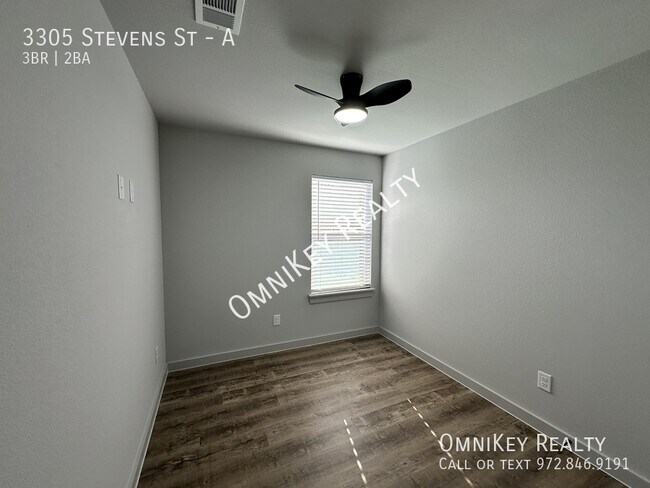 Building Photo - 3305 Stevens St