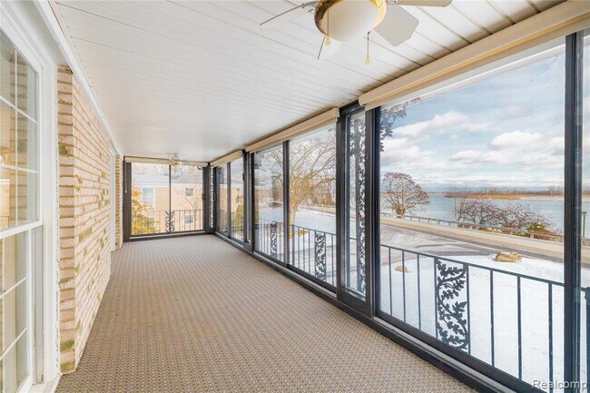 Building Photo - 24356 E River Rd