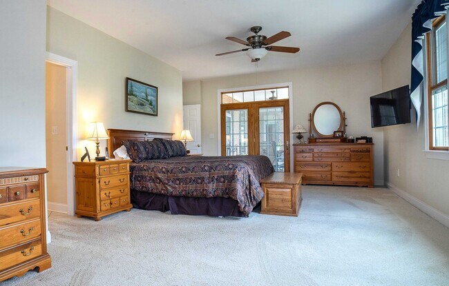 Building Photo - Majestic Custom Home