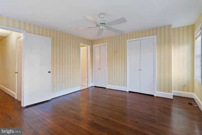 Building Photo - 315 Constitution Ave NE