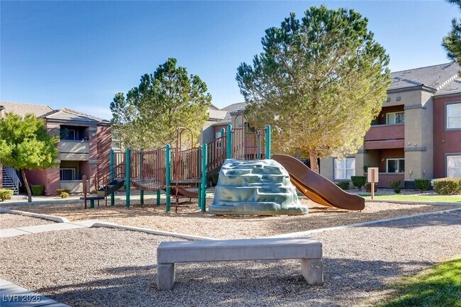 Building Photo - 7255 W Sunset Rd