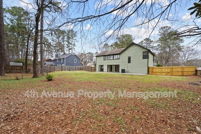 Building Photo - 500 Padens Chase Ct