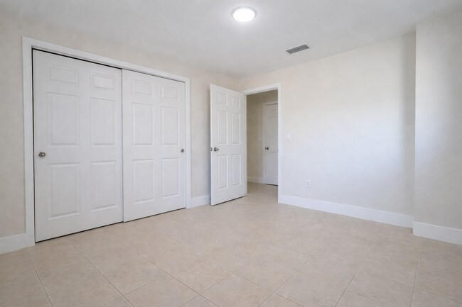 Building Photo - Beautifully Fully Remodeled 3-Bedroom Home with Carport, Indoor Laundry & Huge Fenced Yard!