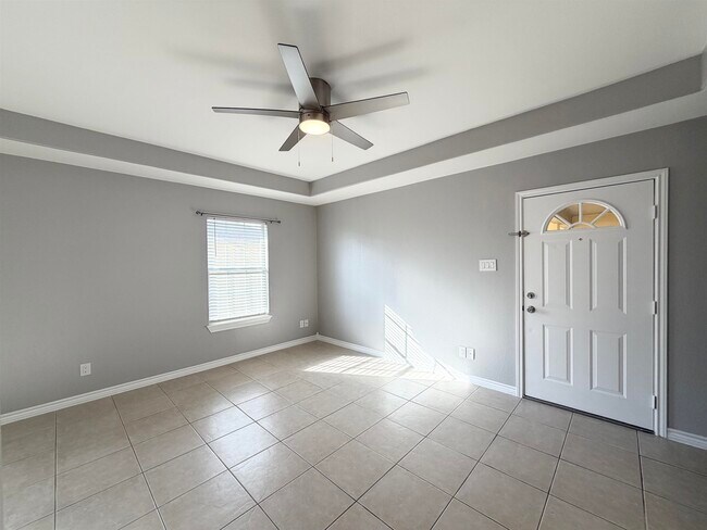 Building Photo - 9804 Cantera Ct