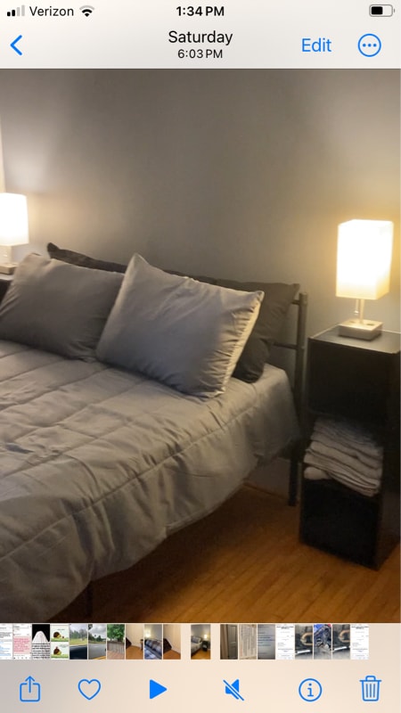 Building Photo - 10 Bay St