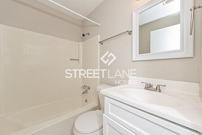 Building Photo - Charming 3 Bedroom in Morrow!