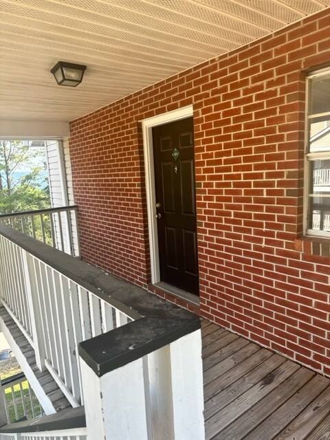 Building Photo - 303 Morning Sun Dr