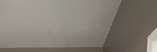 Building Photo - 7352 S Yale Ave