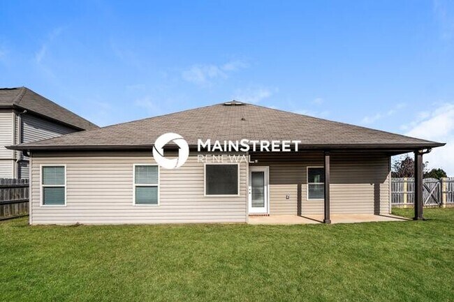 Building Photo - 3 Bedroom Pet-Friendly Home in SPRINGVILLE, AL with Main Street Renewal