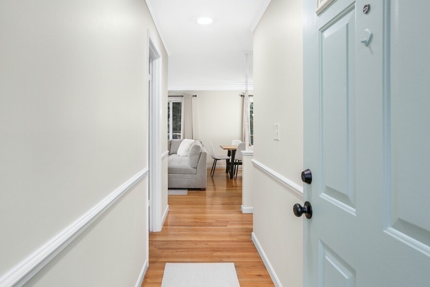 Front Entry - 24116 102nd Pl W