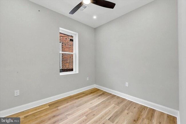 Building Photo - 5853 Cedar Ave
