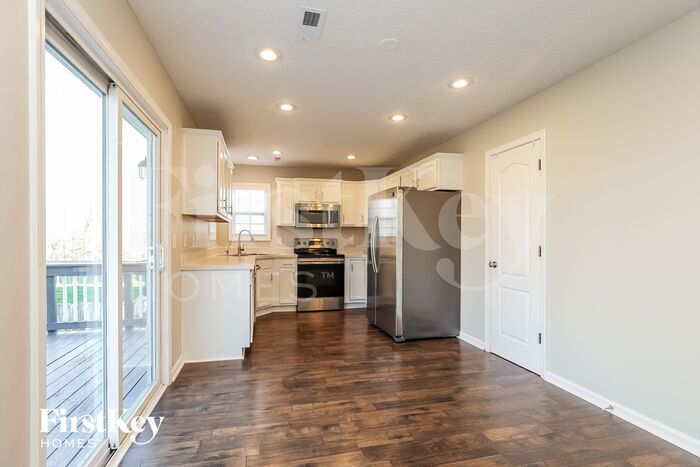 Building Photo - 2792 Ridgepole Dr