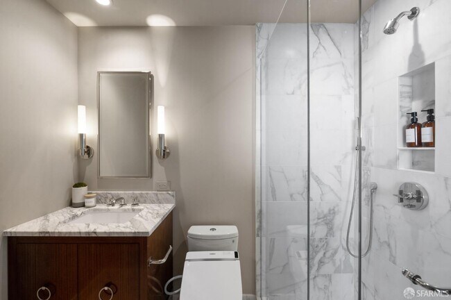 Building Photo - 765 Market St