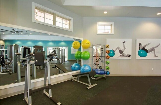 Building Photo - 16719 Harper Cove Dr