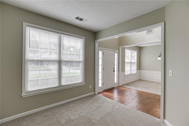 Building Photo - 305 Leatherman Ct