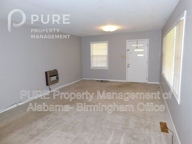 Building Photo - 117 NE 22nd Ave