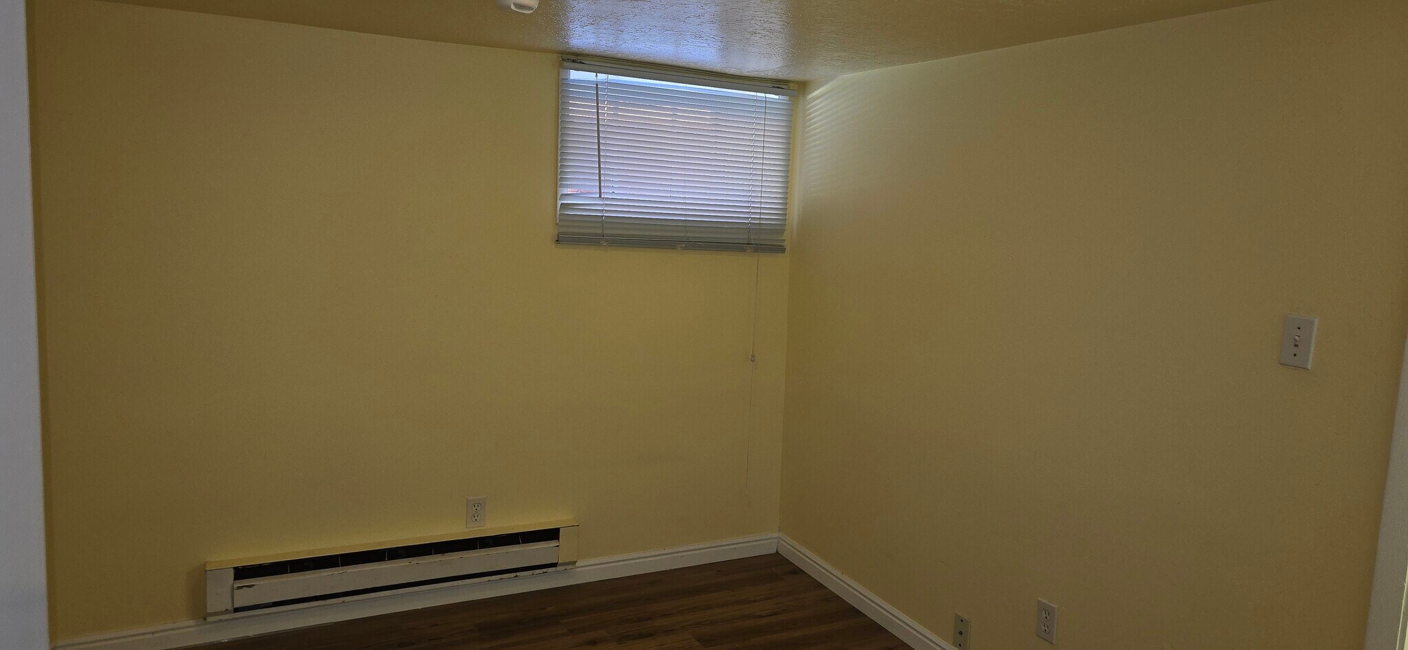 Building Photo - 1057 S 900 E