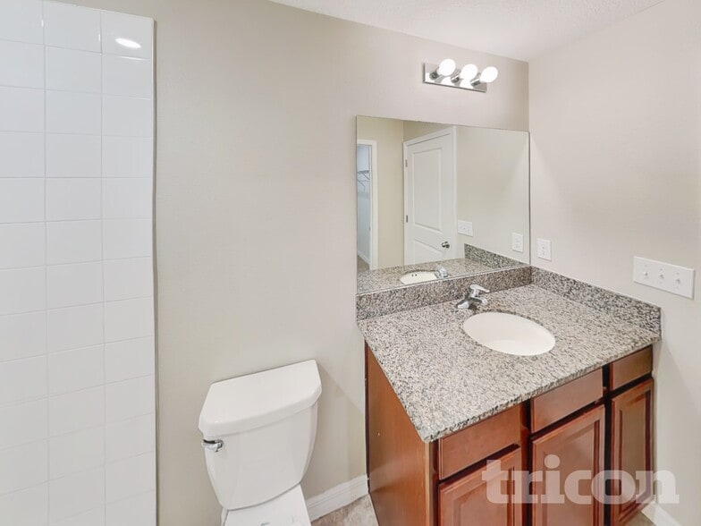 Building Photo - 10026 RoseMary Leaf Ln