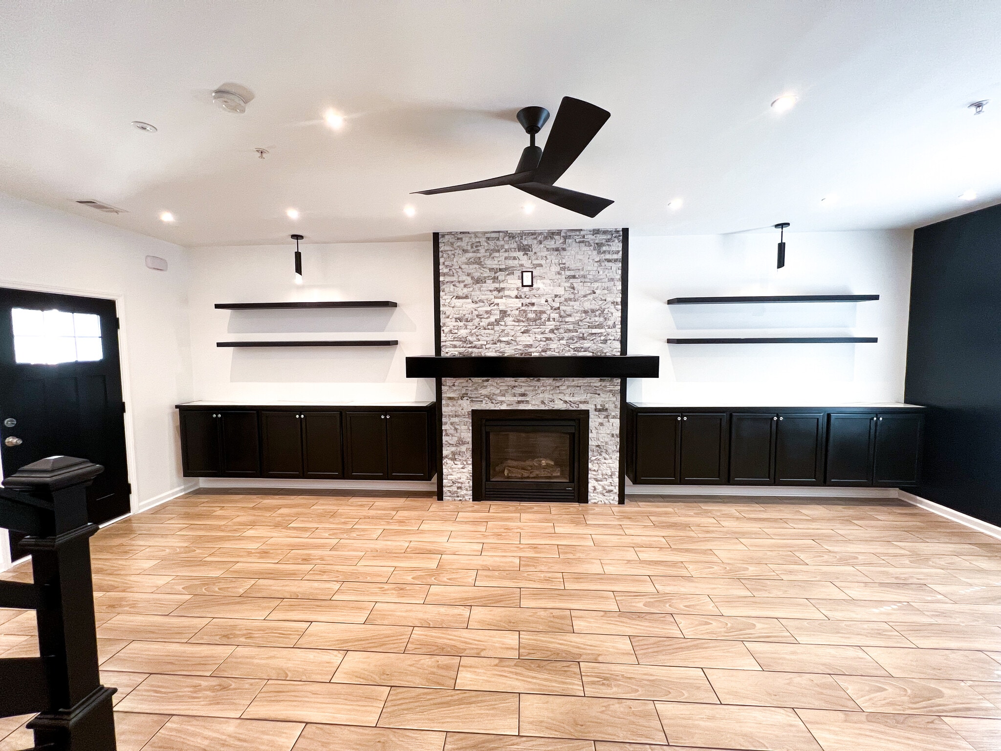 Building Photo - 2050 Appaloosa Way