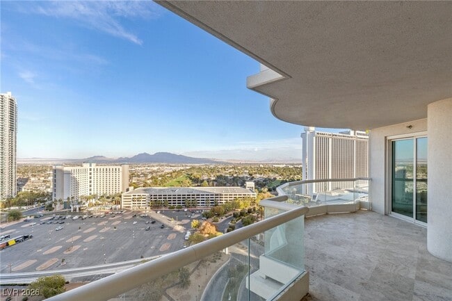 Building Photo - 2777 Paradise Rd