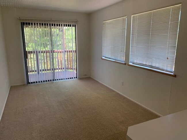 Building Photo - 1 Bedroom, Stand alone apartment on private property, 2 car garage