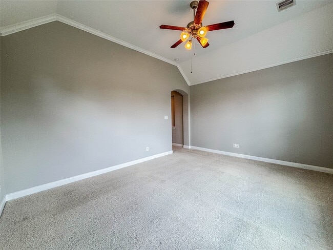 Building Photo - 25639 Kearsley Dr