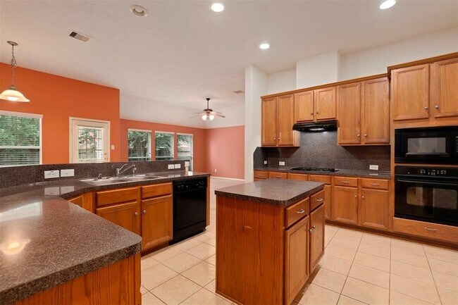 Building Photo - 11618 Columbia Pines Ln