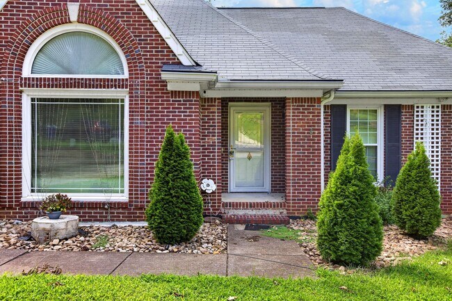 Building Photo - 1651 Flagstone Point NW