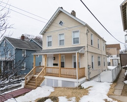 Building Photo - 332 Locust Ave