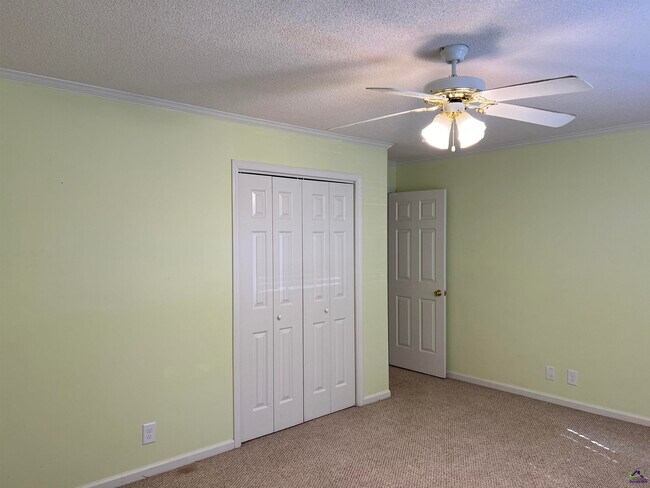 Building Photo - 108 Windermere Cir