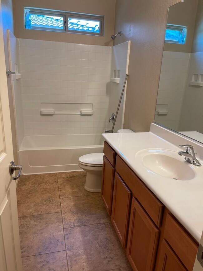 Building Photo - 16551 N 180th Dr