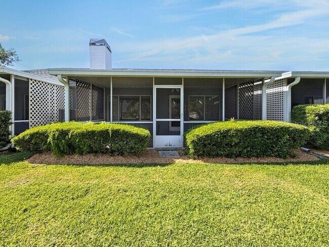 Building Photo - 13634 Lake Point Dr S