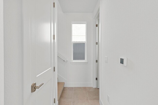 Building Photo - Modern 3-Story New Construction Home in No...