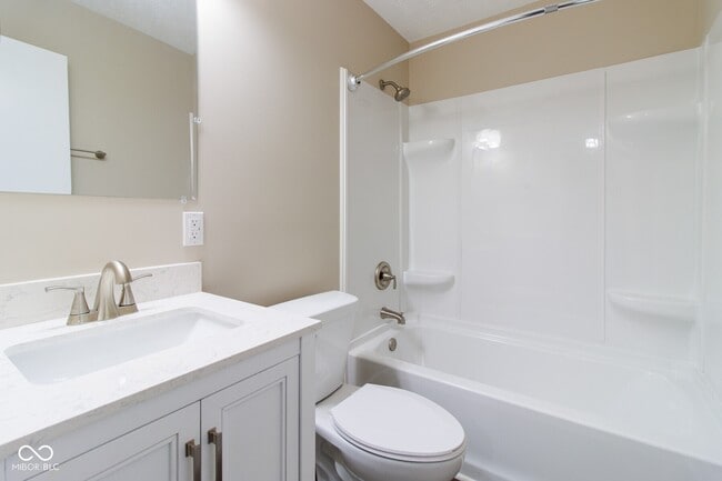 Building Photo - 1716 Drexel Dr