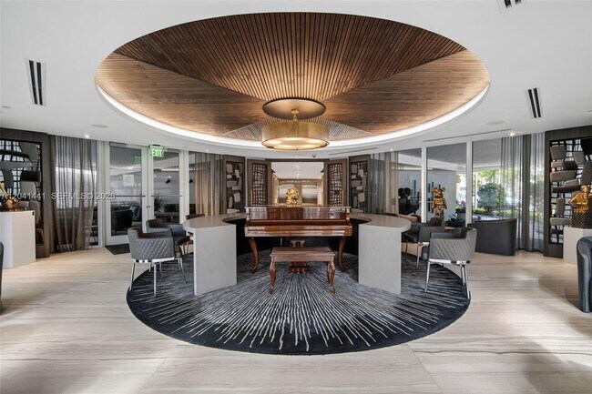 Building Photo - 333 Las Olas Way